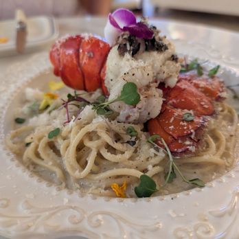 GIWA - Creamy Lobster & Truffle Pasta - Breakfast & Brunch Near Me - Santa Clara, California