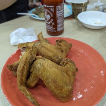 Noodle Queen - Chicken wings. Comes with 4. - Cantonese Near Me - Brooklyn, New York
