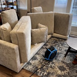 Indy Steamers - Upholstery and area rug clean