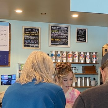 Retrograde Coffee Roasters - Coffee Roasteries Near Me - Sebastopol, California
