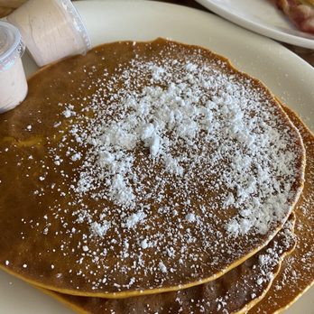 Country Inn Cafe - Swedish Pancakes with powdered sugar - Breakfast & Brunch Near Me - San Jose, California