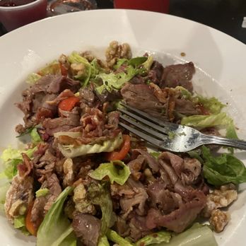 The Vault Bar & Grill - Tri-tip build your own salad - American Near Me - Porterville, California The Vault Bar & Grill - Tri-tip build your own salad - American Near Me - Porterville, California