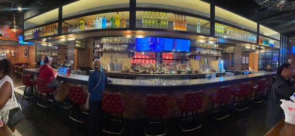 Guy Fieri's Smokehouse by null