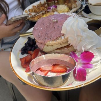 Bistrology - Strawberry pancakes - Breakfast & Brunch Near Me - Miramar Beach, Florida Bistrology - Strawberry pancakes - Breakfast & Brunch Near Me - Miramar Beach, Florida