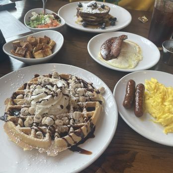 Another Broken Egg Cafe - Breakfast & Brunch Near Me - Austin, Texas