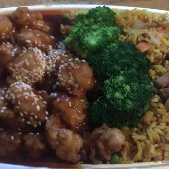 China Wok - Sesame chicken with broccoli and fried rice. - Chinese Near Me - Wesley Chapel, Florida China Wok - Sesame chicken with broccoli and fried rice. - Chinese Near Me - Wesley Chapel, Florida