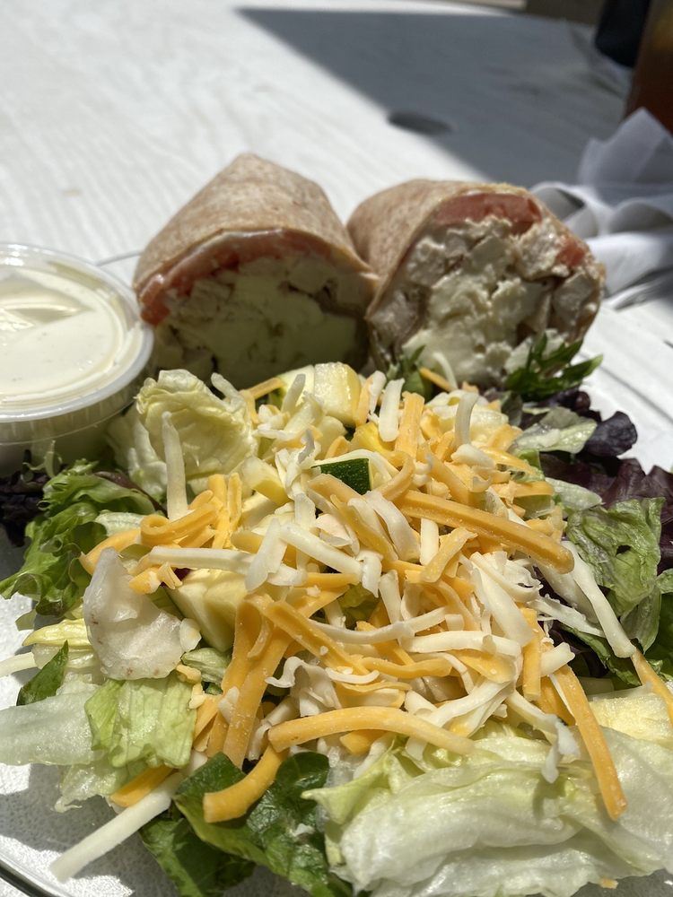 MIDTOWN DELI & GRILL Updated September 2024 41 Photos & 34 Reviews