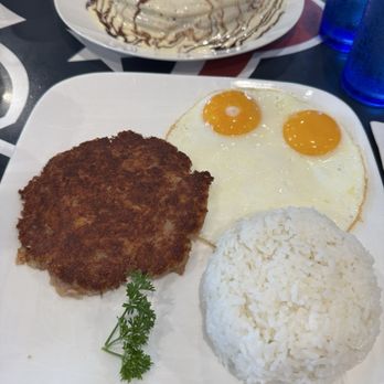 Boots & Kimo's Homestyle Kitchen - Corn beef hash - Hawaiian Near Me - Kailua, Hawaii Boots & Kimo's Homestyle Kitchen - Corn beef hash - Hawaiian Near Me - Kailua, Hawaii