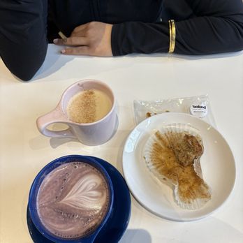 Lekko Coffee - Ube latte, chai latte and banana bread - Coffee & Tea Near Me - Cleveland, Ohio