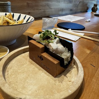 Hello Temaki - Sushi Bars Near Me - Elk Grove, California