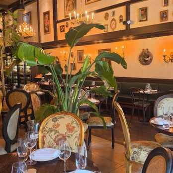 Olio e Più - Beautiful restaurant love the atmosphere here - Pizza Near Me - New York, New York Olio e Più - Beautiful restaurant love the atmosphere here - Pizza Near Me - New York, New York
