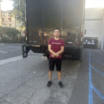 Rocket Moving Services - Movers Near Me - Glendale, California Rocket Moving Services - Movers Near Me - Glendale, California