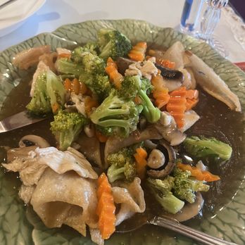 Thai Village Restaurant - Thai Near Me - Batavia, Illinois Thai Village Restaurant - Thai Near Me - Batavia, Illinois