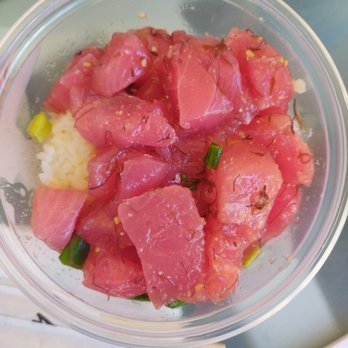 Pono Market - Ahi poke - Hawaiian Near Me - Kapaa, Hawaii Pono Market - Ahi poke - Hawaiian Near Me - Kapaa, Hawaii