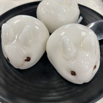 Neptune Seafood Restaurant - Little white rabbit pudding - Dim Sum Near Me - Coquitlam, British Columbia Neptune Seafood Restaurant - Little white rabbit pudding - Dim Sum Near Me - Coquitlam, British Columbia