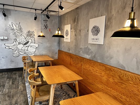 Yi Fang Taiwan Fruit Tea by null