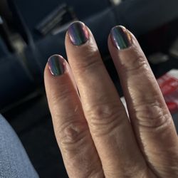 Middletown Le Nails & Spa - Chrome Gel