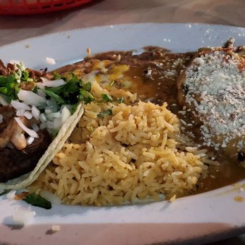 Mazatlan Grill - Combo chile relleno and carnitas taco - Mexican Near Me - Redding, California Mazatlan Grill - Combo chile relleno and carnitas taco - Mexican Near Me - Redding, California
