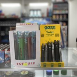 Ooze electronic dab battery and toppuff cheap portable bong