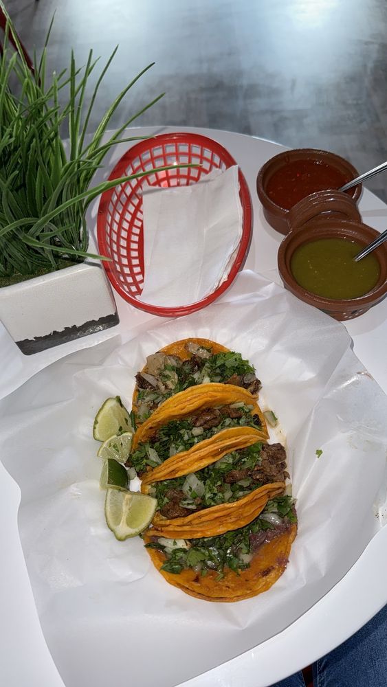 LOS TACOS LOKOS Updated May 2024 23 Photos 5244 University Pkwy