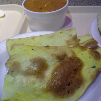 Chat Hut - Garlic naan - Indian Near Me - Mississauga, Ontario