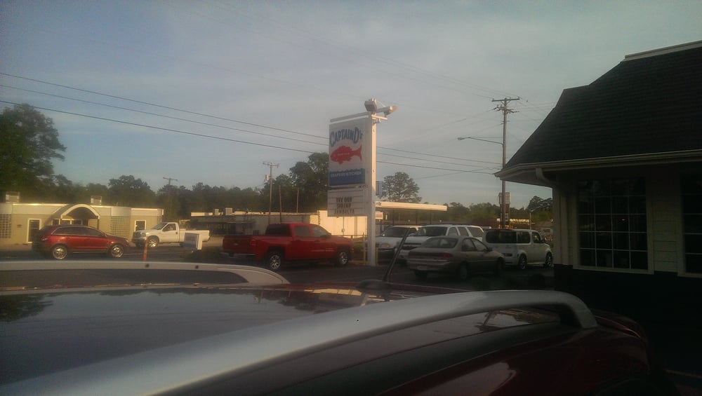 CAPTAIN D’S 1640 S 5th St, Leesville, Louisiana Seafood