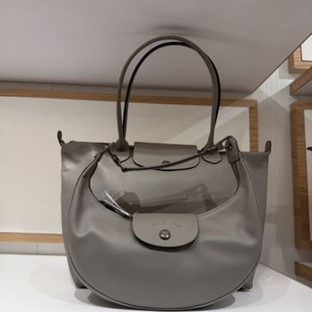 Longchamp Woodbury Commons - Accessories Near Me - Central Valley, New York Longchamp Woodbury Commons - Accessories Near Me - Central Valley, New York