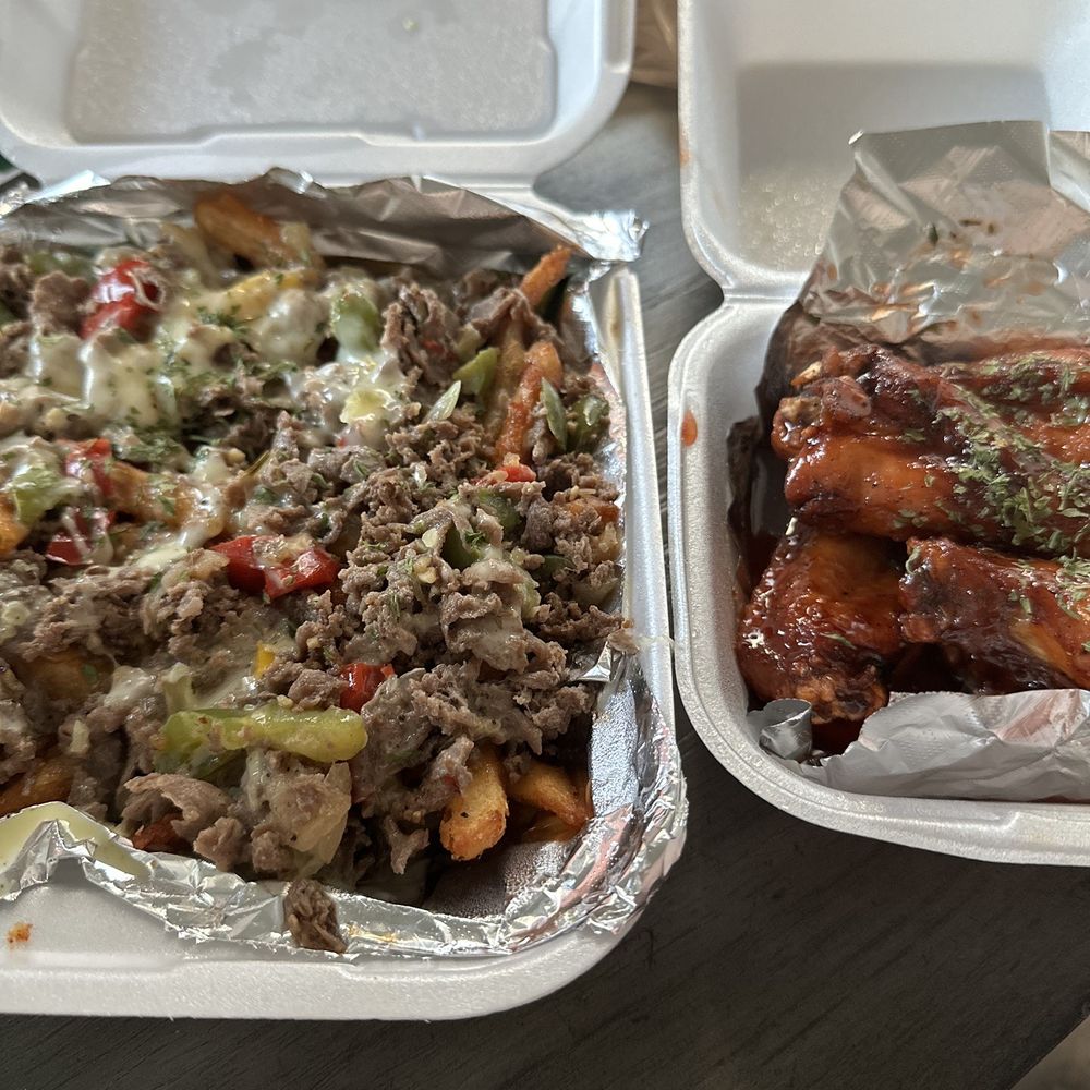 Midwest Wings XL - Philly cheesesteak loaded fries and bbq wings - Chicken Wings Near Me - Phoenix, Arizona Midwest Wings XL - Philly cheesesteak loaded fries and bbq wings - Chicken Wings Near Me - Phoenix, Arizona