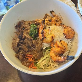 Pho Kieu - Vietnamese Pho Restaurant - Vermacelli shrimp and Pork - Vietnamese Near Me - Las Vegas, Nevada