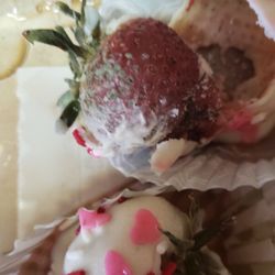 Safeway - My mother's day chocolate covered strawberries full of mold.