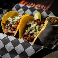Bubbies BBQ - .