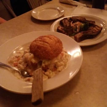 Piper's Pub - Smoked seafood chowder and vindaloo bacon - British Near Me - Pittsburgh, Pennsylvania Piper's Pub - Smoked seafood chowder and vindaloo bacon - British Near Me - Pittsburgh, Pennsylvania
