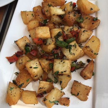 The Vanderbilt - Hash Browns with onions and peppers! - Hotels Near Me - Newport, Rhode Island The Vanderbilt - Hash Browns with onions and peppers! - Hotels Near Me - Newport, Rhode Island