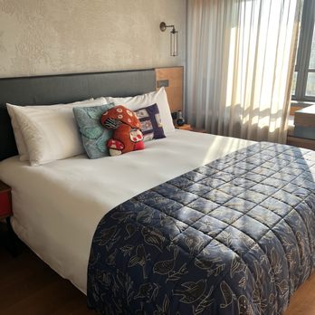 Treehouse Hotel London - Bed - Hotels Near Me - London, XGL