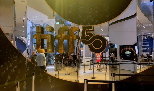 TIFF Lightbox by null