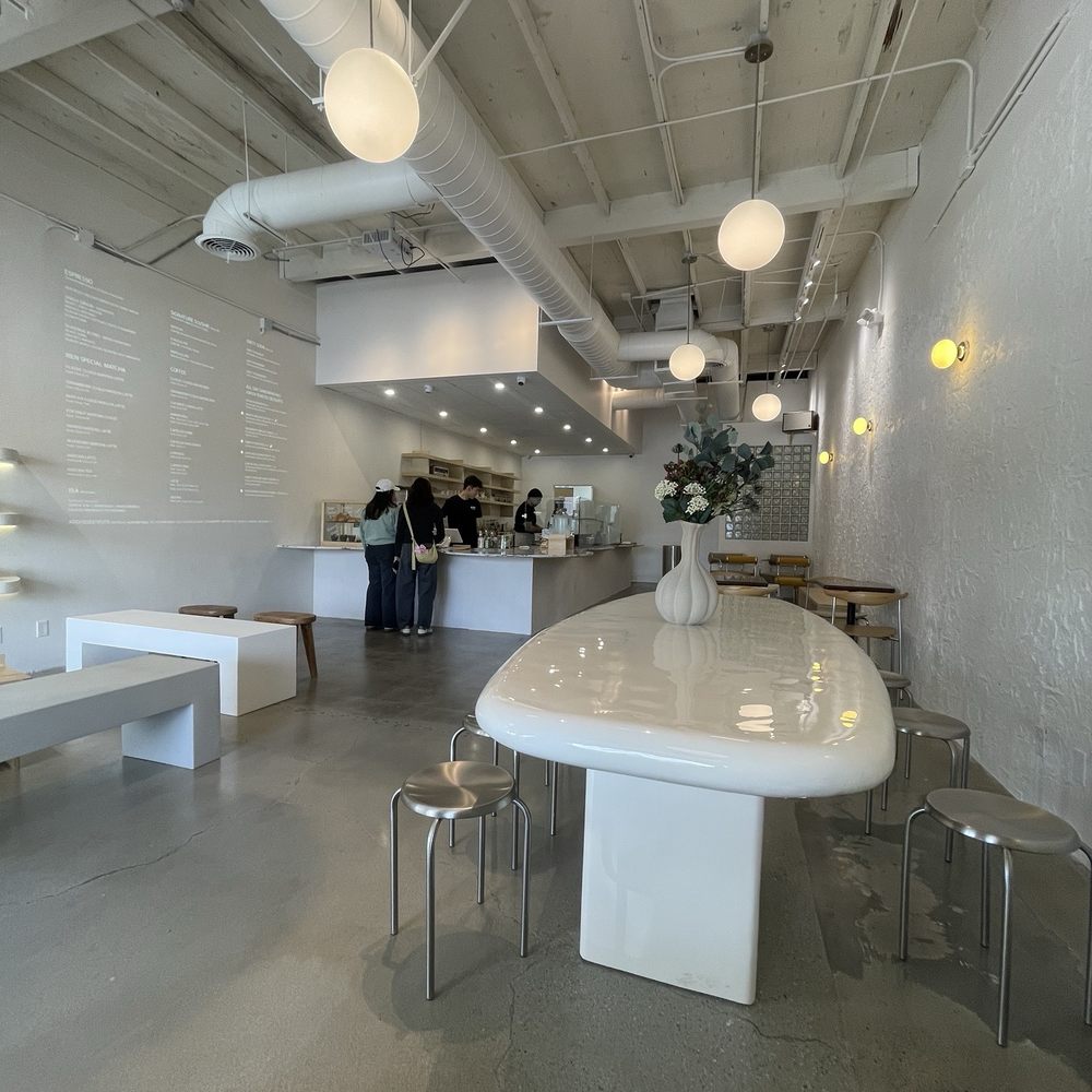 Rien Coffee - Inside - Coffee & Tea Near Me - Orange, California