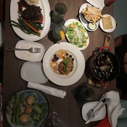 Mussels/Fries, Prime Steakhouse Meatloaf, Pan Seared Scallops, Capirotada (bread pudding)