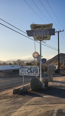 Emma Jean's Holland Burger Cafe by null