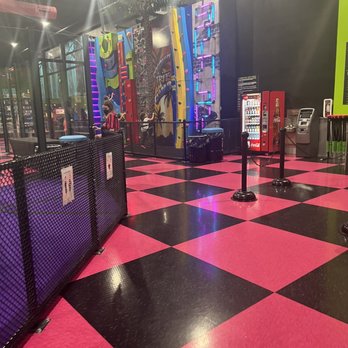 Flying Squirrel - Rock climbing kid area - buzzers when you get to top was annoying to hear - Trampoline Parks Near Me - Everett, Washington