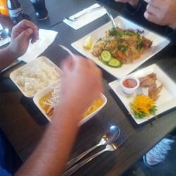 Thaija Vu - Thai feed.