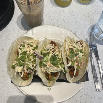 The Twisted Apron - chicken tacos! - Comfort Food Near Me - Windsor, Ontario