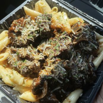 Chef Reece Kitchen - Oxtail pasta - Chicken Wings Near Me - Davie, Florida