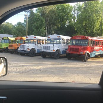 Chattahoochee River Tubing - Busses - Rafting/Kayaking Near Me - Duluth, Georgia