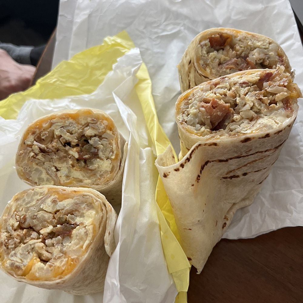 Pharo's Burgers - Bacon breakfast burrito and meatless breakfast burrito - Burgers Near Me - Alhambra, California