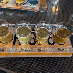 Busted Knuckle Brewery Williston - Flight