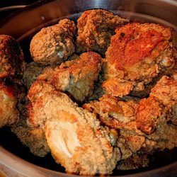 Shannon's Tavern - Bud's Southern Fried Chicken