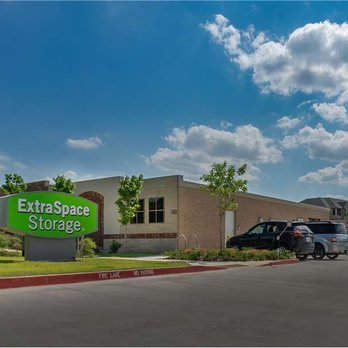 Extra Space Storage - Beauty Image - Extra Space Storage at 1401 N Coltrane Rd, Edmond, OK 73034 - Self Storage Near Me - Edmond, Oklahoma