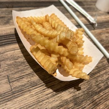 Shake Shack I-Drive - Fries - Ice Cream & Frozen Yogurt Near Me - Orlando, Florida Shake Shack I-Drive - Fries - Ice Cream & Frozen Yogurt Near Me - Orlando, Florida