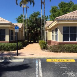 Set The Chi Free - Private assigned parking for Set The Chi Free
