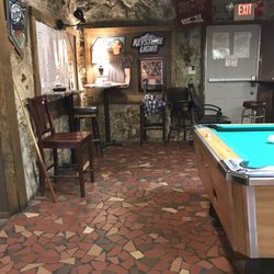 Arrow Bar - Clean and nice!